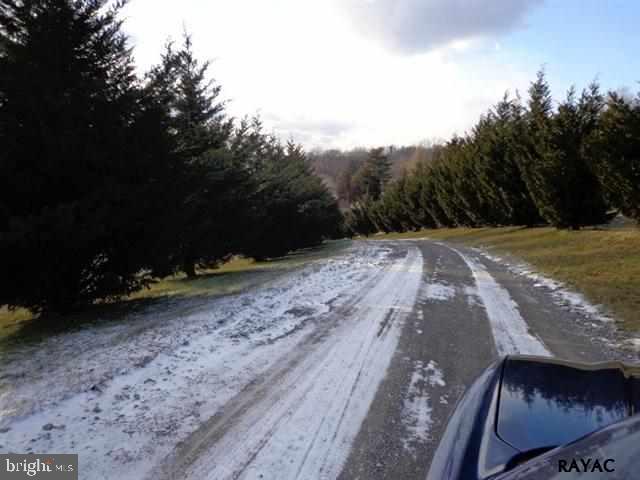 1324 Grand Valley Road Hanover, PA 17331 - Photo 2 of 35