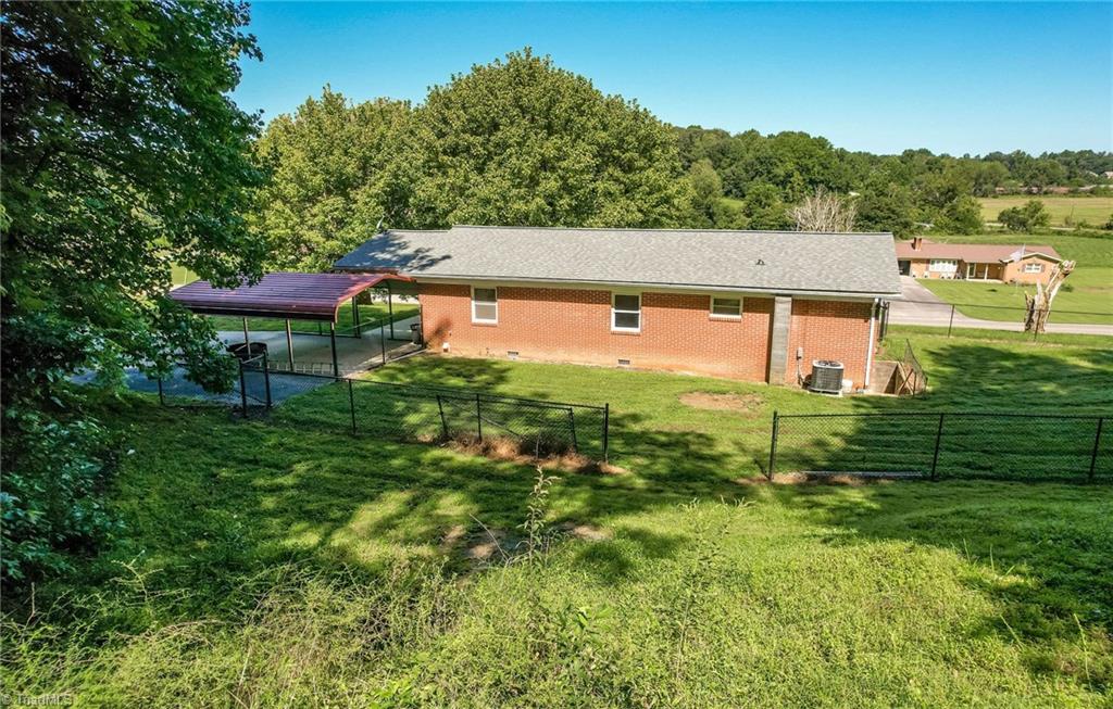 541 Pennell Road Moravian Falls, NC 28654 - Photo 3 of 37