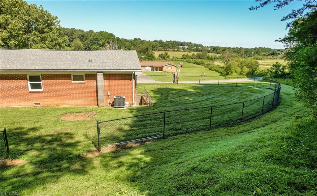 541 Pennell Road Moravian Falls, NC 28654 - Photo 4 of 37