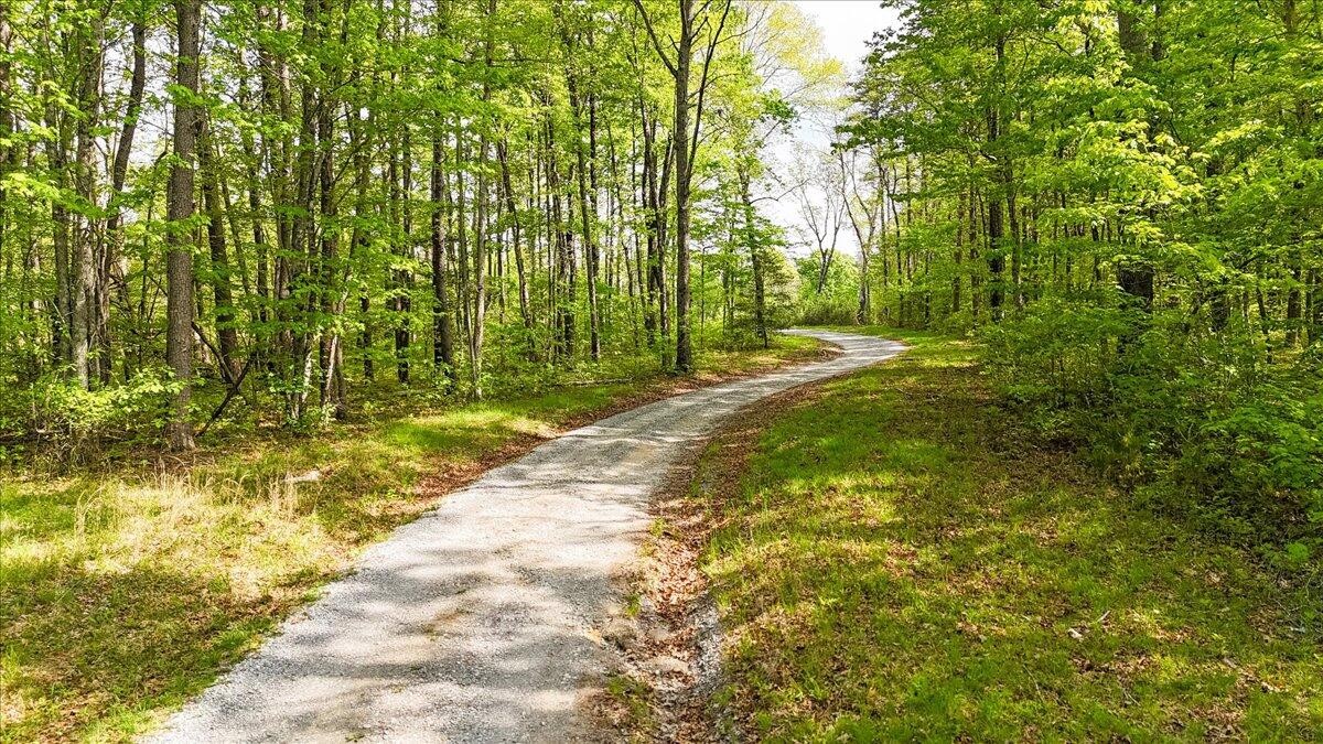 8993 Big Bend Road Signal Mountain, TN 37377 - Photo 15 of 30 Gallery Image 15