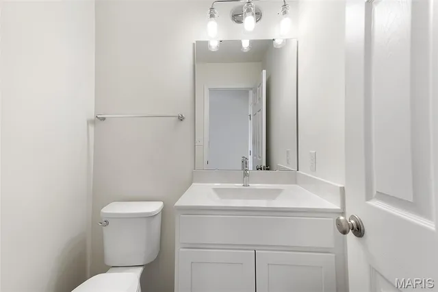 $393,641 | 384 Butterfly Gdn Lane, Wentzville, MO 63385