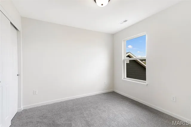 $393,641 | 384 Butterfly Gdn Lane, Wentzville, MO 63385