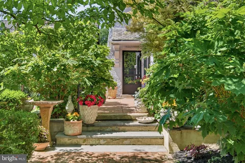 $774,900 | 3107 West Queen Lane, Philadelphia, PA 19129