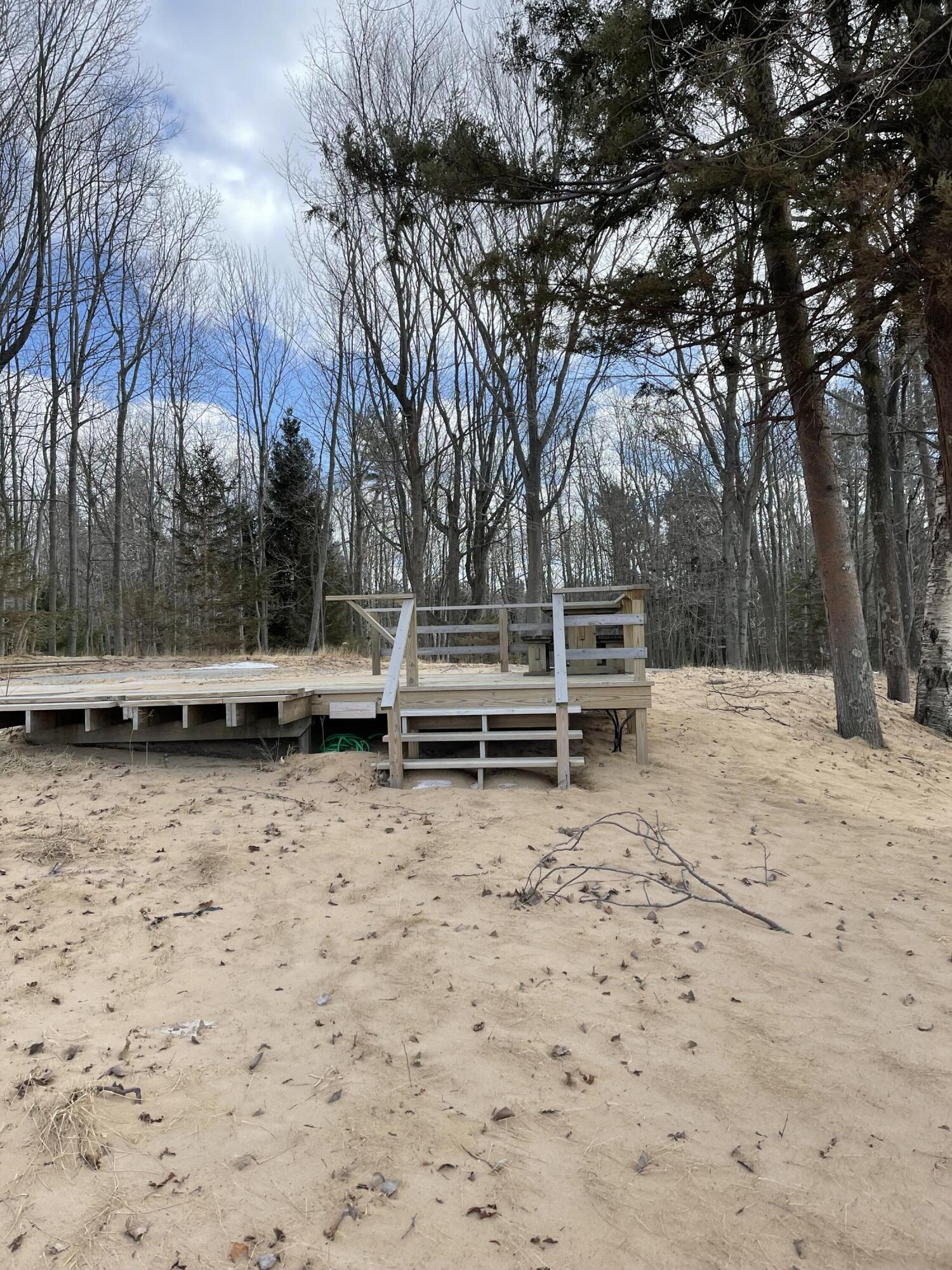 4748 Fox Farm Road Manistee, MI 49660 - Photo 9 of 11 Old Deck