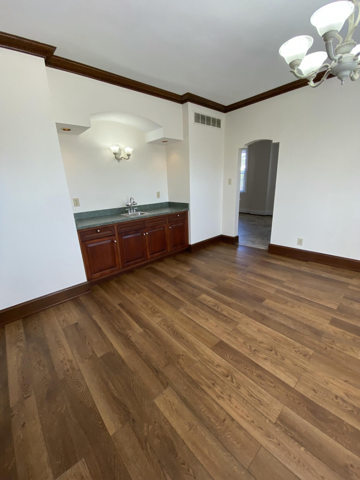 1946 Eastern Avenue Covington, KY 41014 - Photo 7 of 14