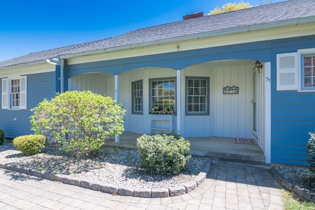 51 Edgewater Road Agawam, MA 01001 - Photo 10 of 40 Gallery Image 10