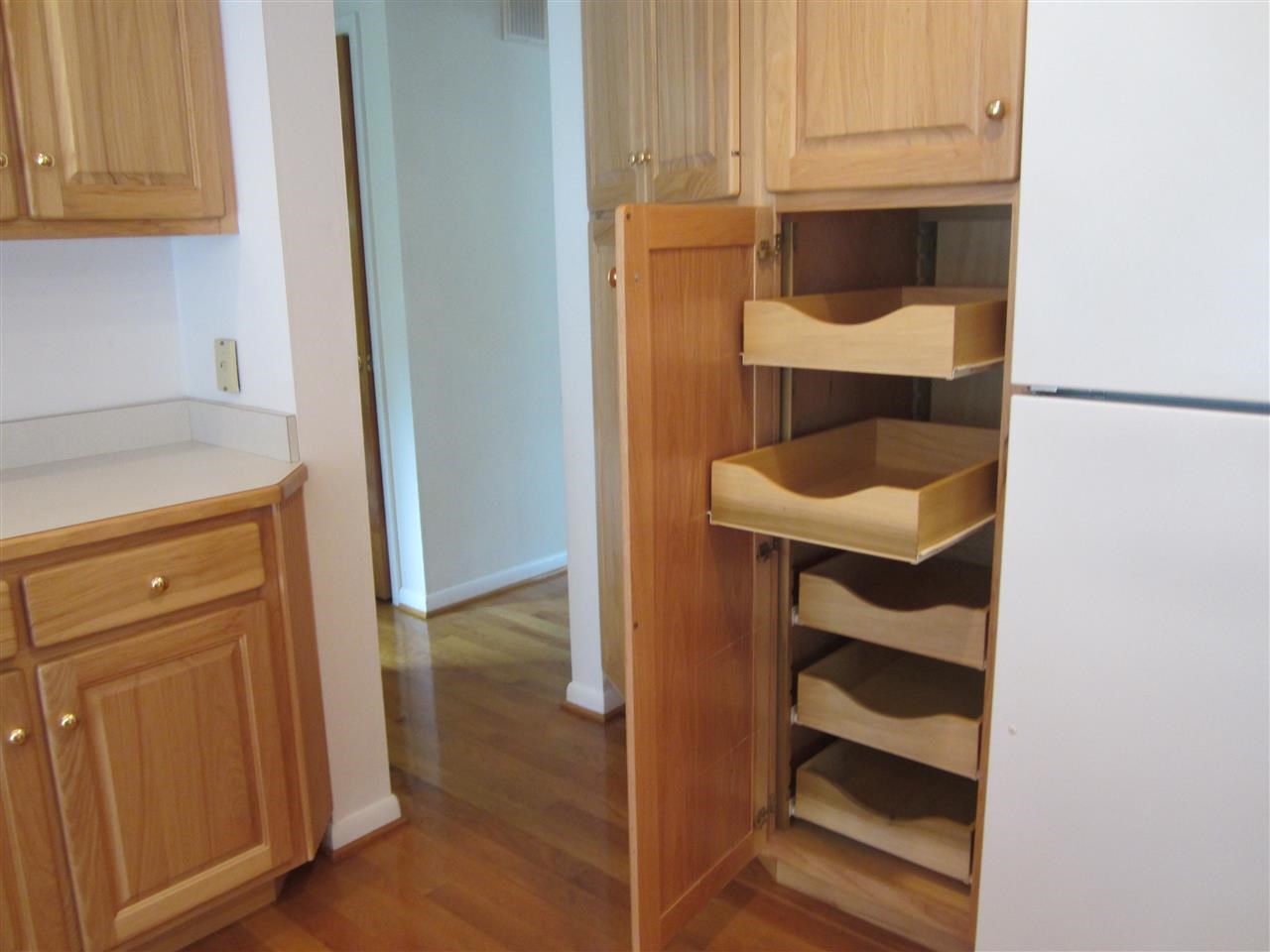 811 South Pleasant Ridge Road Bloomington, IN 47401 - Photo 14 of 29