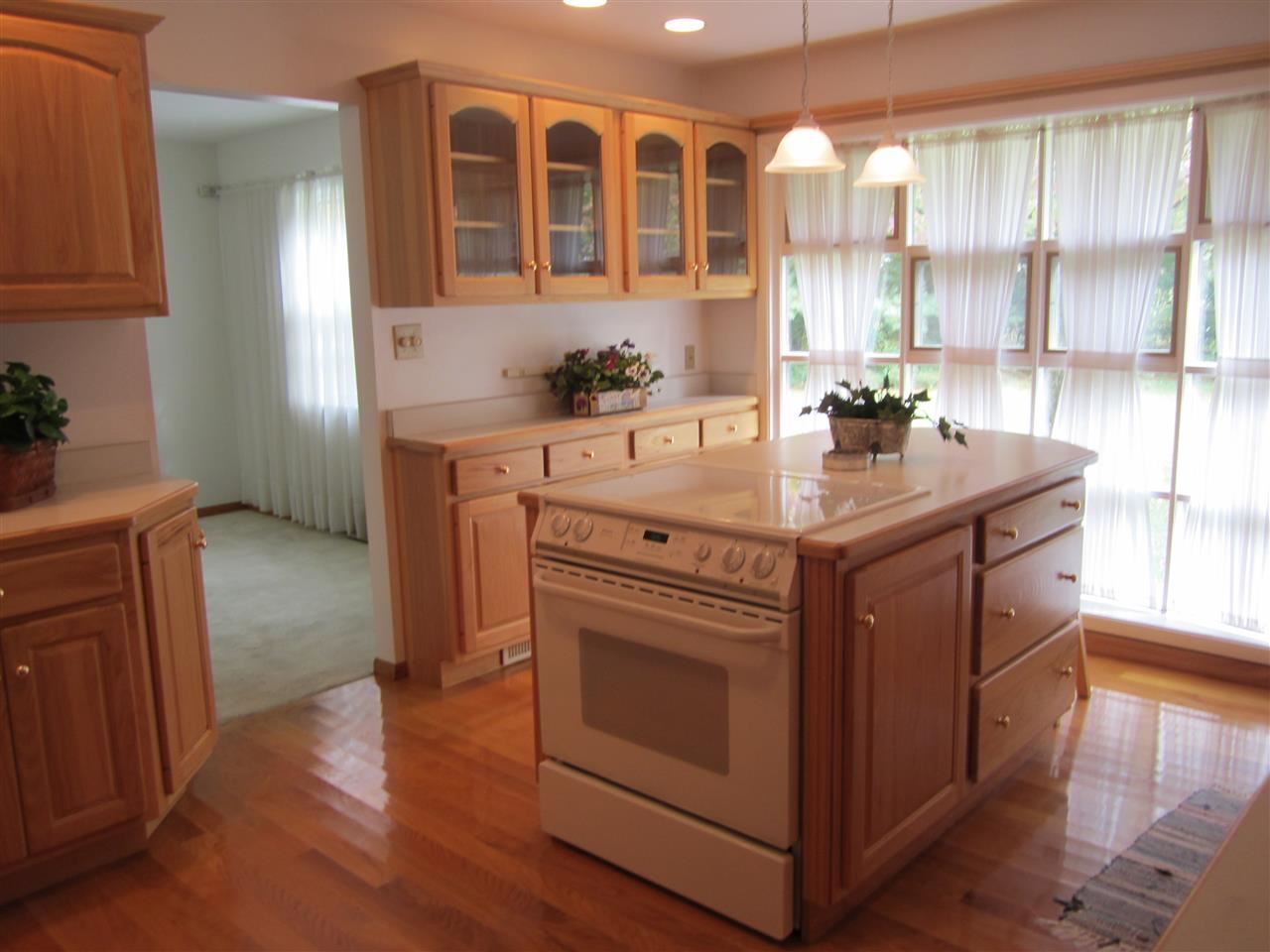 811 South Pleasant Ridge Road Bloomington, IN 47401 - Photo 8 of 29