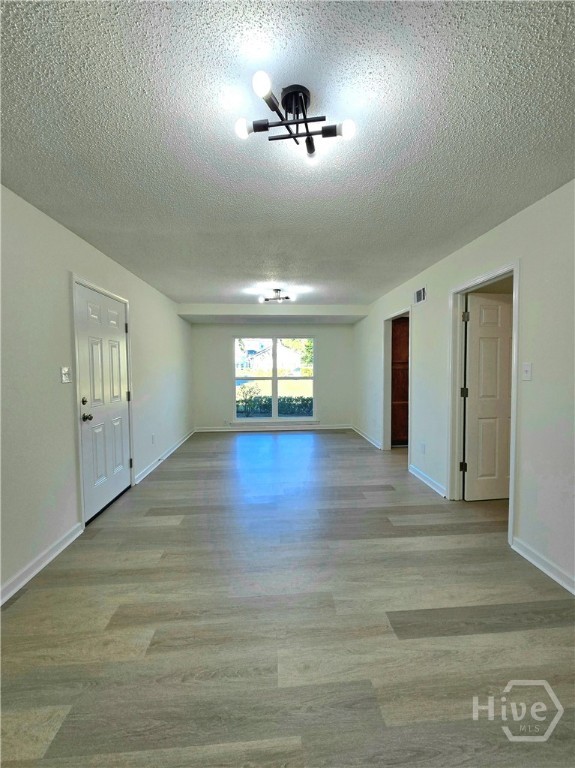 1027 Mohawk Street Savannah, GA 31419 - Photo 8 of 50