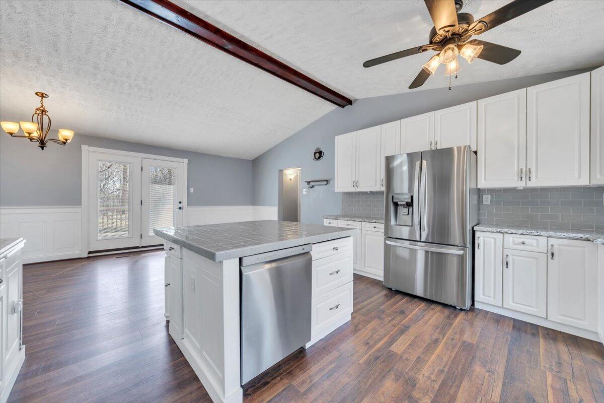 80 Walnut Landing Circle Hardy, VA 24101 - Photo 15 of 53 20-MIB02964