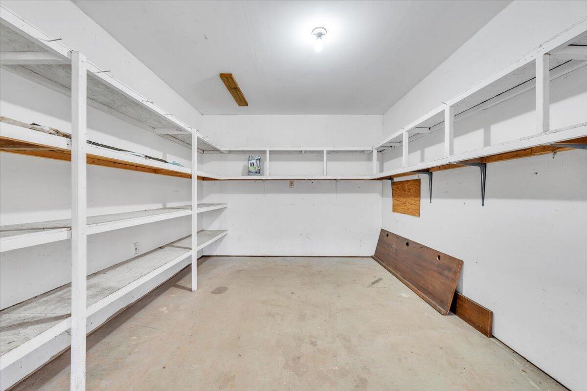 80 Walnut Landing Circle Hardy, VA 24101 - Photo 37 of 53 49-MIB03054