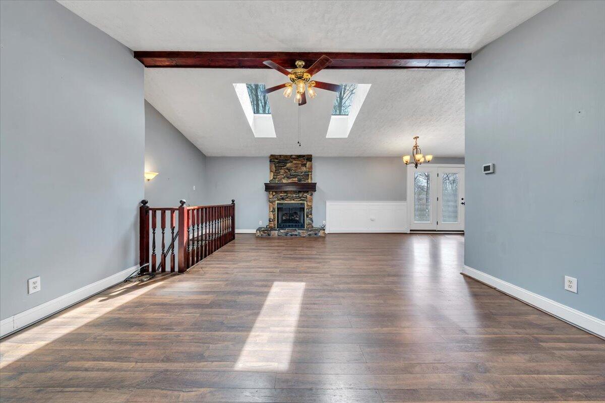 80 Walnut Landing Circle Hardy, VA 24101 - Photo 4 of 53 05-MIB02916