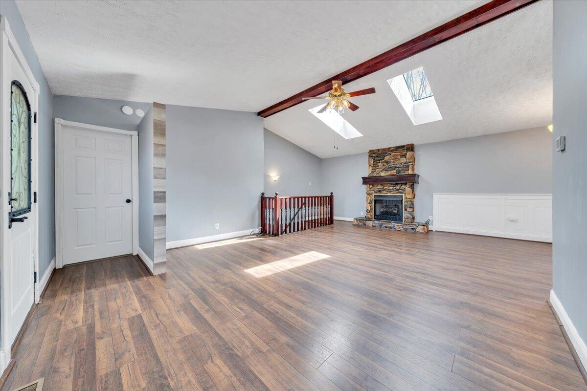 80 Walnut Landing Circle Hardy, VA 24101 - Photo 5 of 53 07-MIB02919