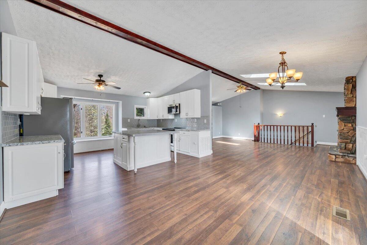 80 Walnut Landing Circle Hardy, VA 24101 - Photo 10 of 53 13-MIB02943