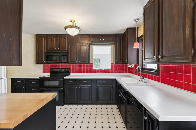 $549,000 | 5009 Lake Avenue, Unit 201, White Bear Lake, MN 55110