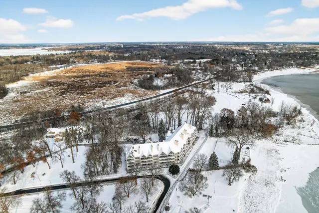 $549,000 | 5009 Lake Avenue, Unit 201, White Bear Lake, MN 55110