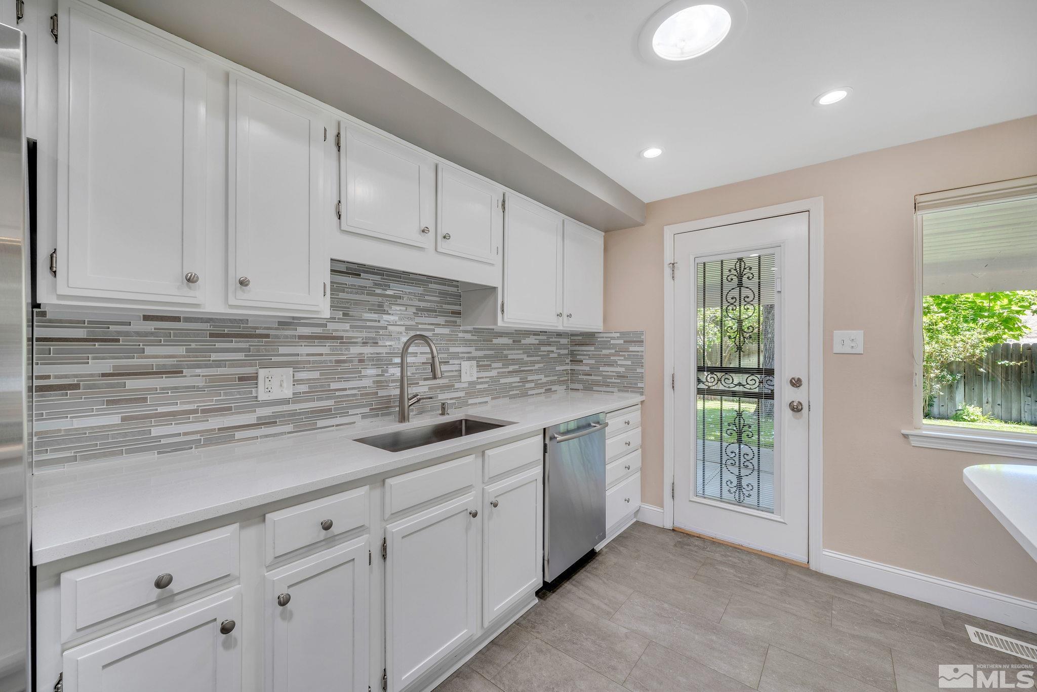 1180 Keele Drive, Unit DR Reno, NV 89509 - Photo 4 of 31 Photo 4