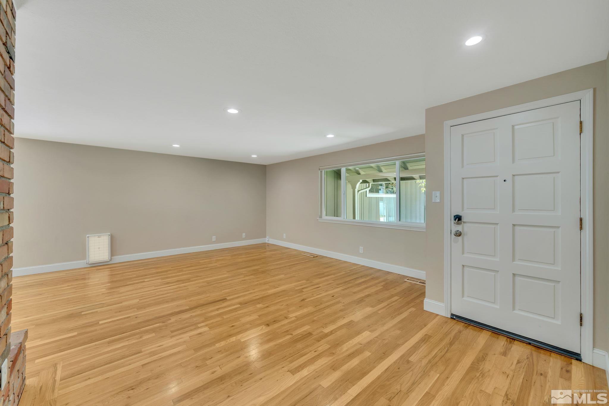 1180 Keele Drive, Unit DR Reno, NV 89509 - Photo 9 of 31 Photo 9