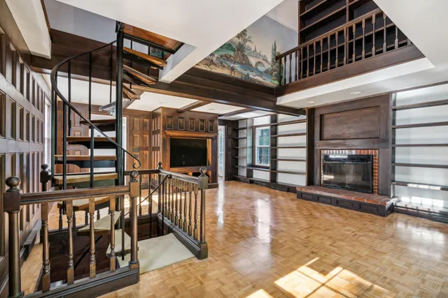 $1,320,000 | 328 Blackstrap Road, Falmouth, ME 04105