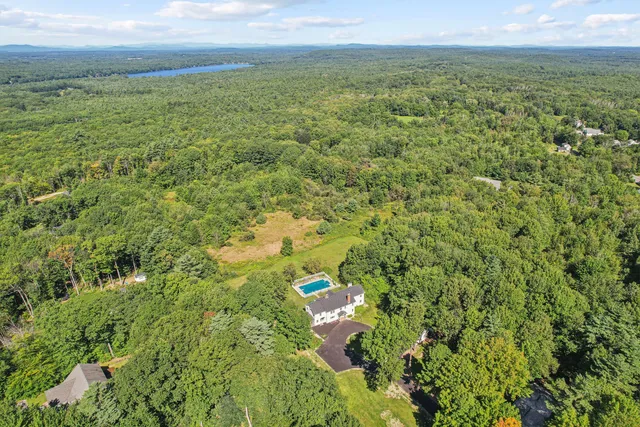 $1,320,000 | 328 Blackstrap Road, Falmouth, ME 04105