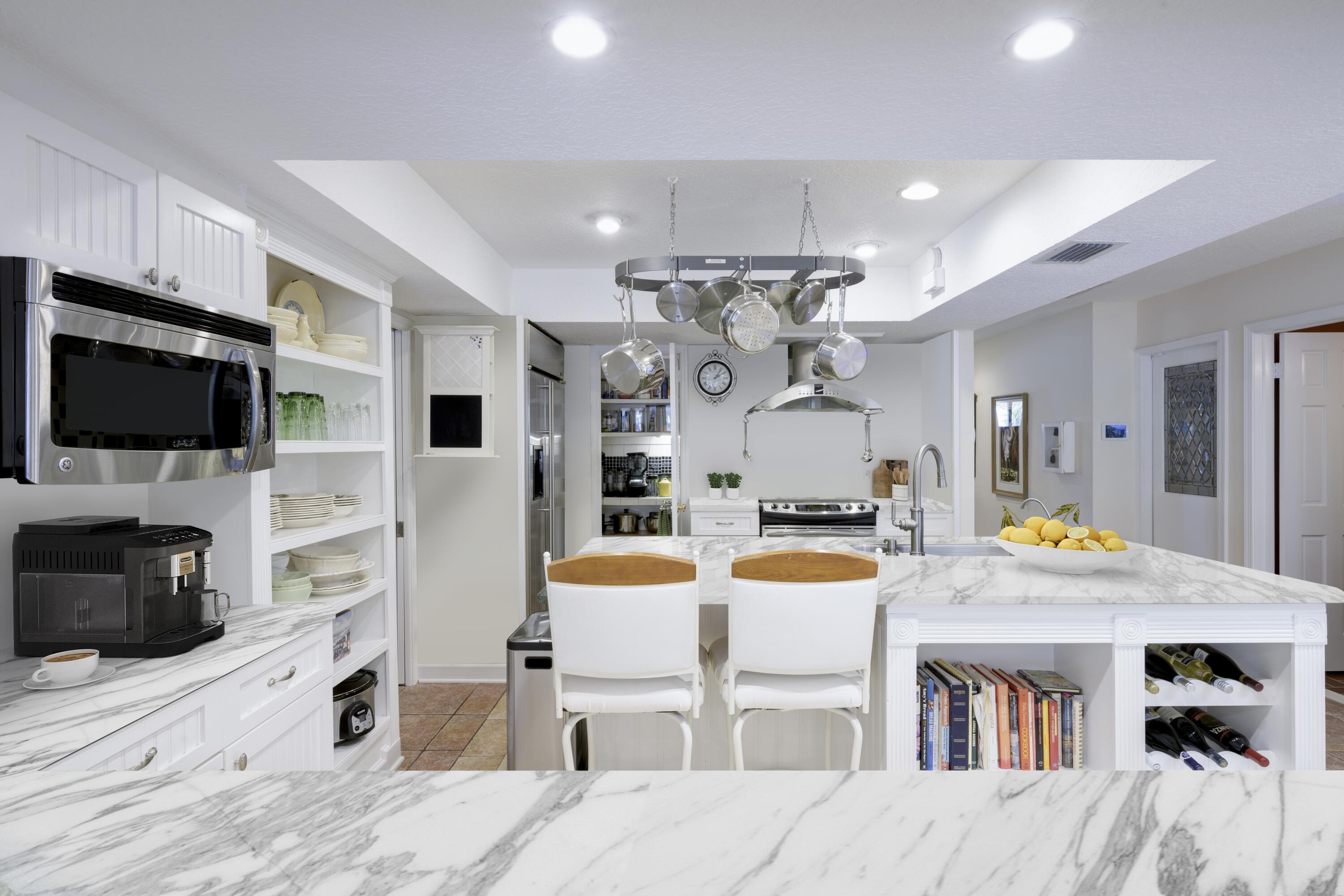 137 Gulfstream Road North Palm Beach, FL 33408 - Photo 2 of 68 VIRTUAL STAGED
