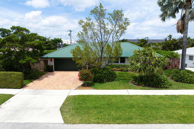 137 Gulfstream Road North Palm Beach, FL 33408 - Photo 40 of 68 Front Exterior