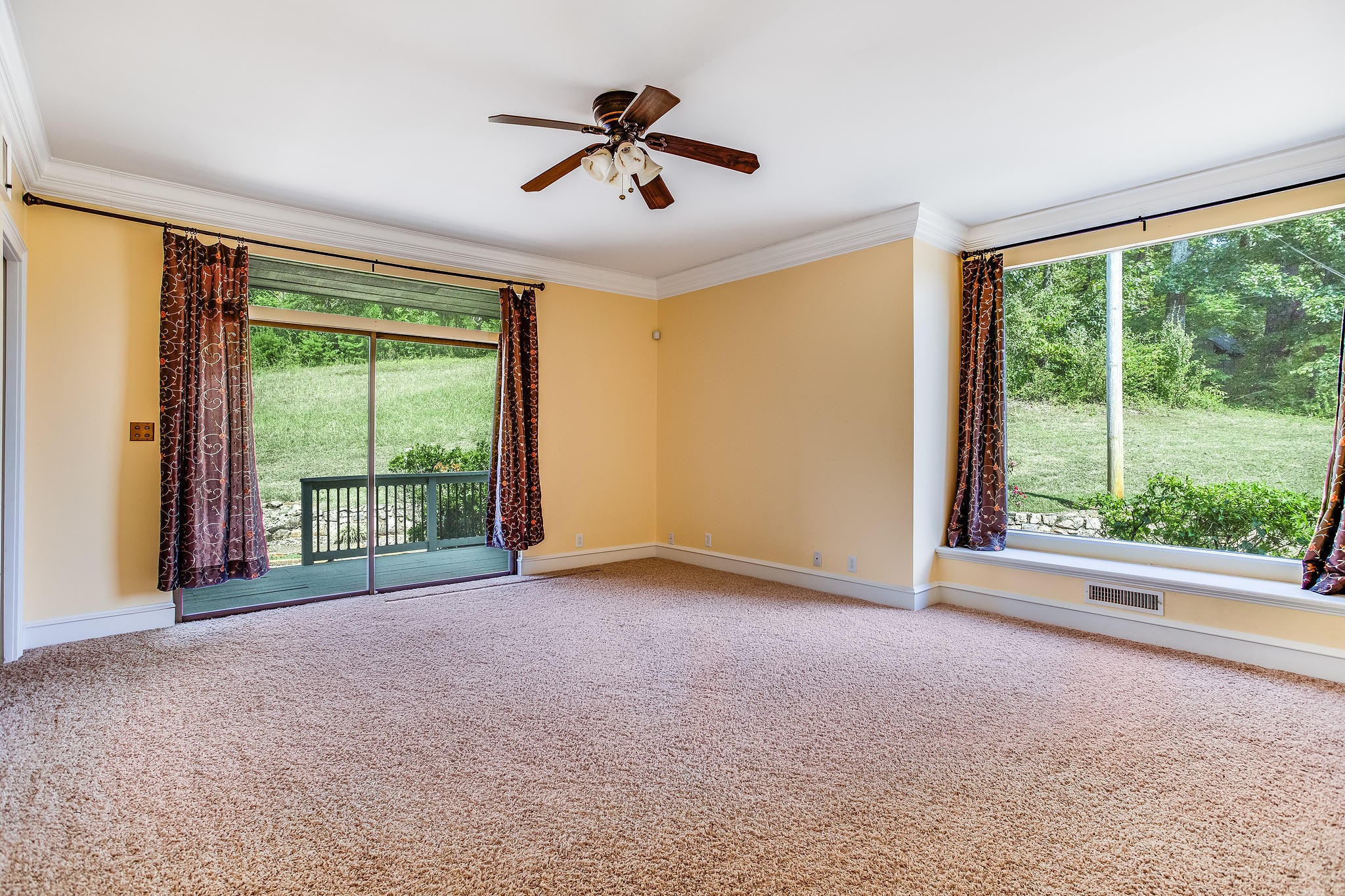 601 Self Hollow Road Rockford, TN 37853 - Photo 24 of 40 a view of room with a ceiling fan and a large window