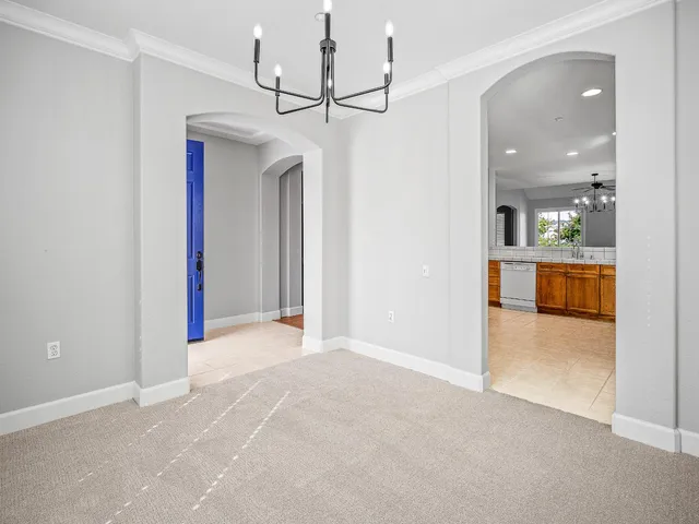 en view interior of the house and hallway