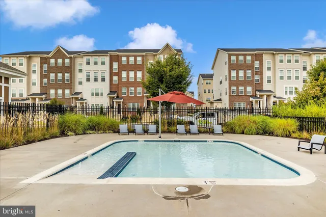 $350,000 | 6006 Leben Drive, Unit G, Frederick, MD 21703