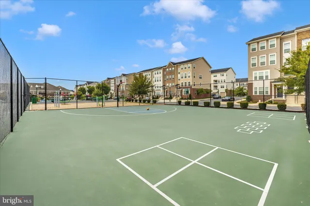 $350,000 | 6006 Leben Drive, Unit G, Frederick, MD 21703