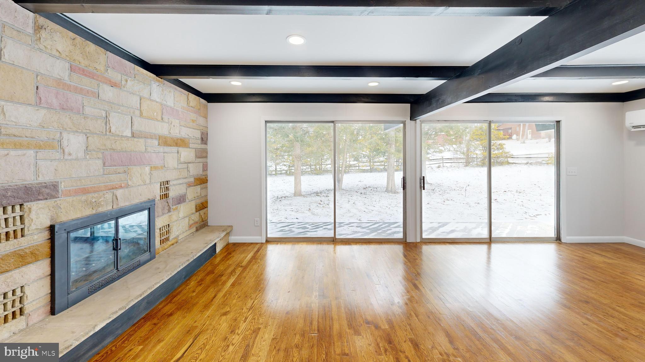 3331 Carribean Road Du Bois, PA 15801 - Photo 7 of 36 Main Floor Living Room