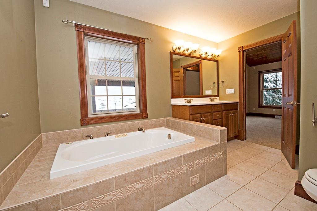 178 Union Church Road Mars, PA 16046 - Photo 16 of 22 Master bath