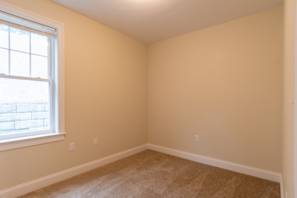 80 North Meadows Road, Unit 105 Medfield, MA 02052 - Photo 4 of 8