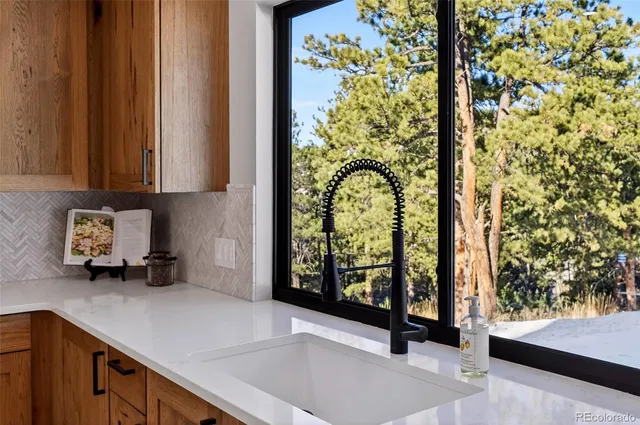 $1,525,000 | 7552 Surrey Drive, Morrison, CO 80465