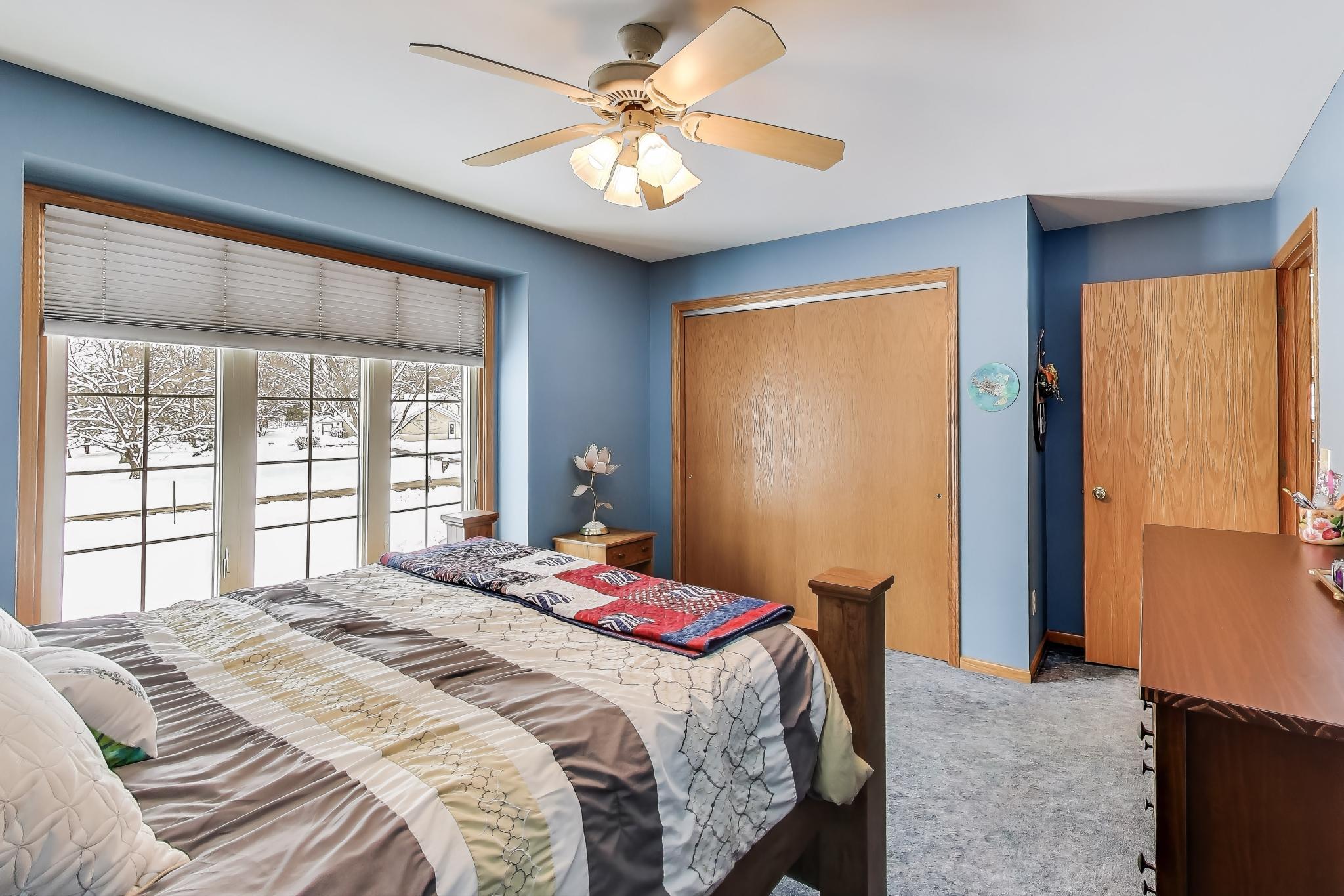 W312S8869 Cherokee Pass Mukwonago, WI 53149 - Photo 30 of 75 Bedroom 3 main floor