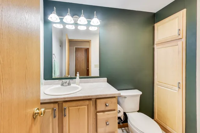 $635,000 | W312S8869 Cherokee Pass, Mukwonago, WI 53149