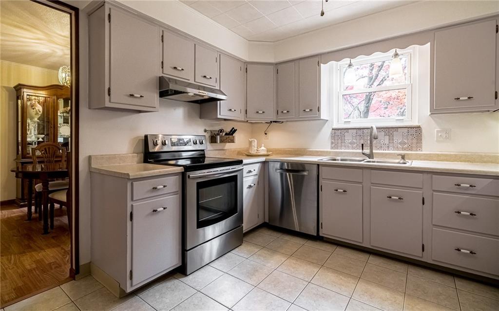 130 Overbrook Road Valencia, PA 16059 - Photo 7 of 25 Gallery Image 7