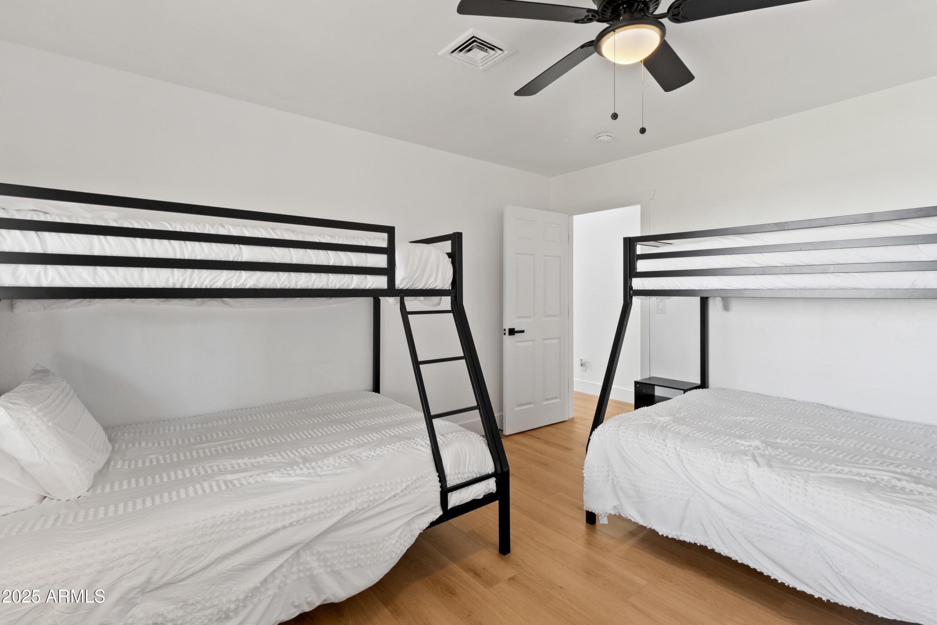 630 Vernon County Road Vernon, AZ 85940 - Photo 14 of 25 630 CR 3144 Vacation Rental (17)