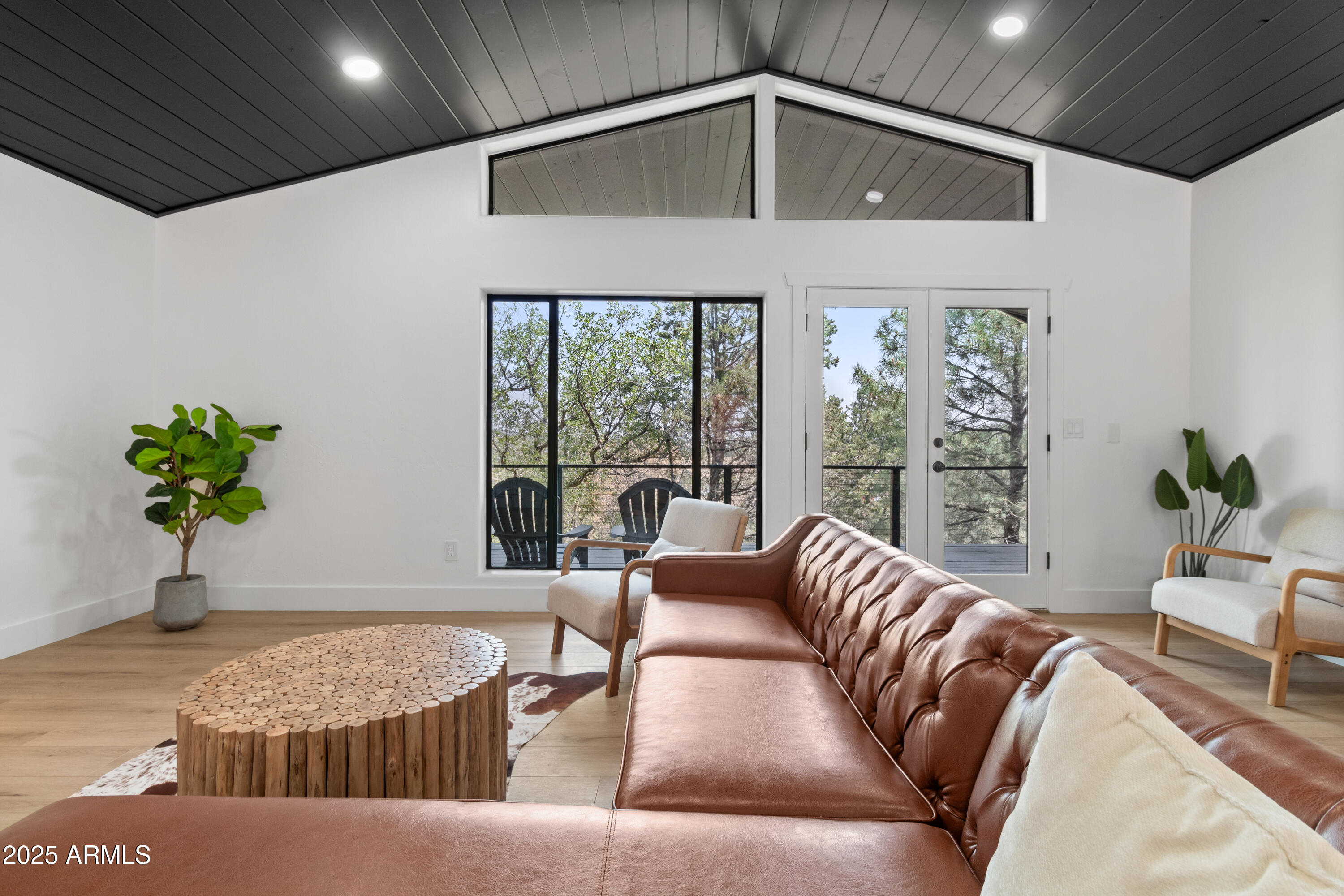 630 Vernon County Road Vernon, AZ 85940 - Photo 9 of 25 630 CR 3144 Vacation Rental (10)