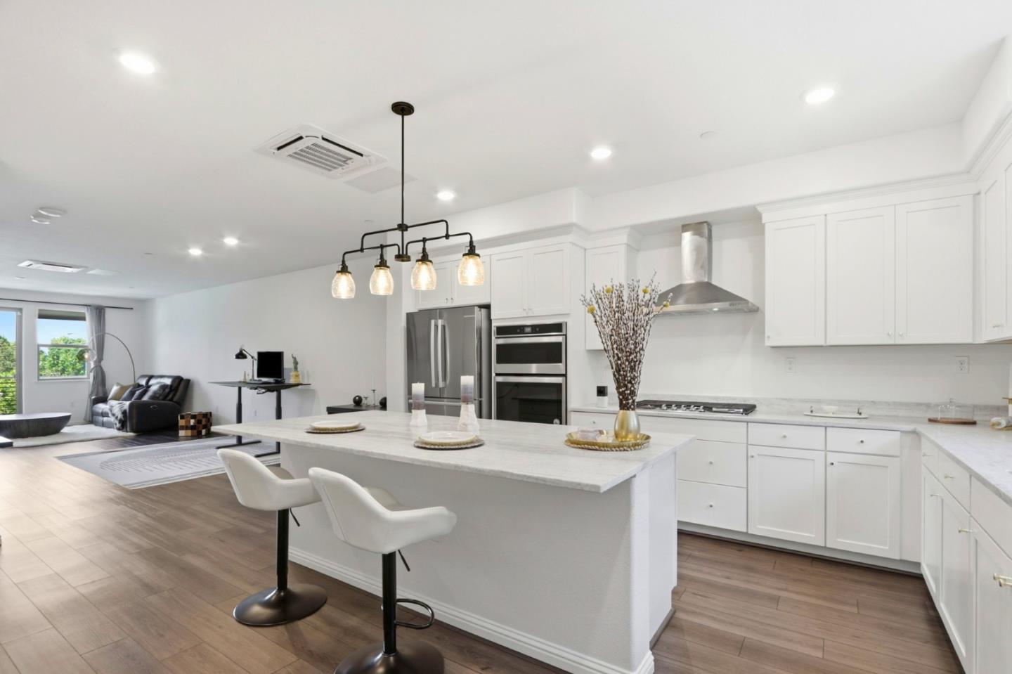 6709 Magnetic Loop San Jose, CA 95119 - Photo 2 of 54