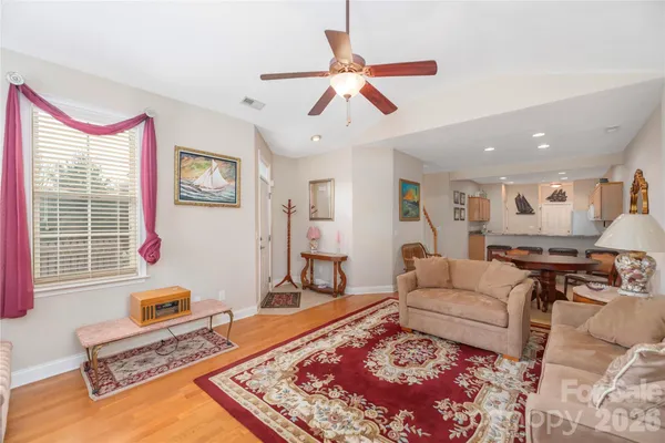 $439,000 | 93 Outlook Circle, Swannanoa, NC 28778