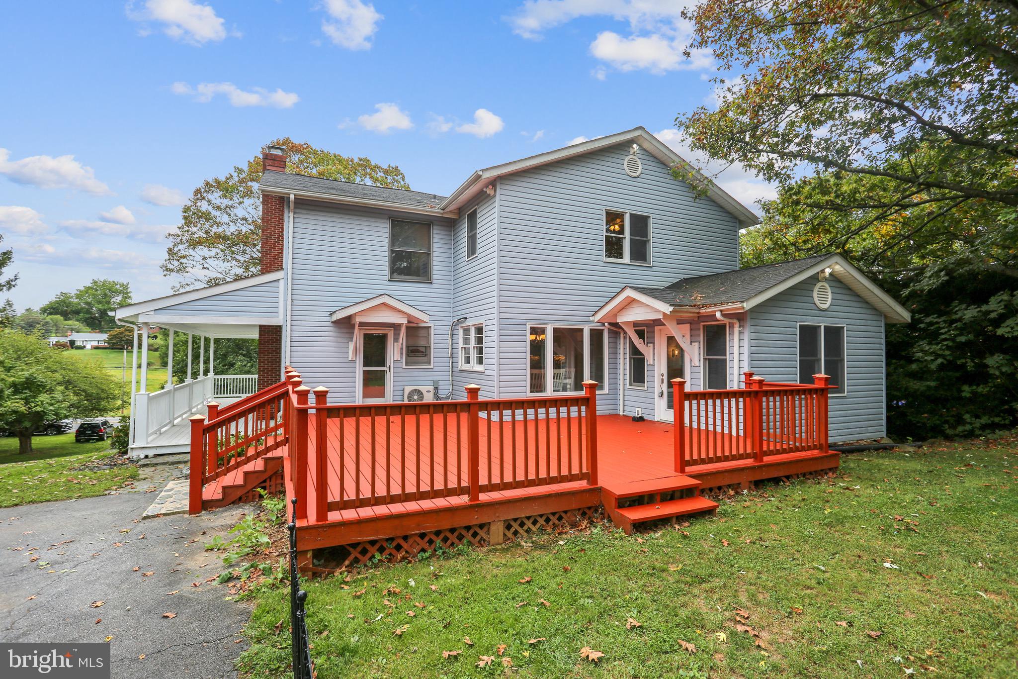 28804 Ridge Road Mount Airy, MD 21771 - Photo 29 of 39 View from rear