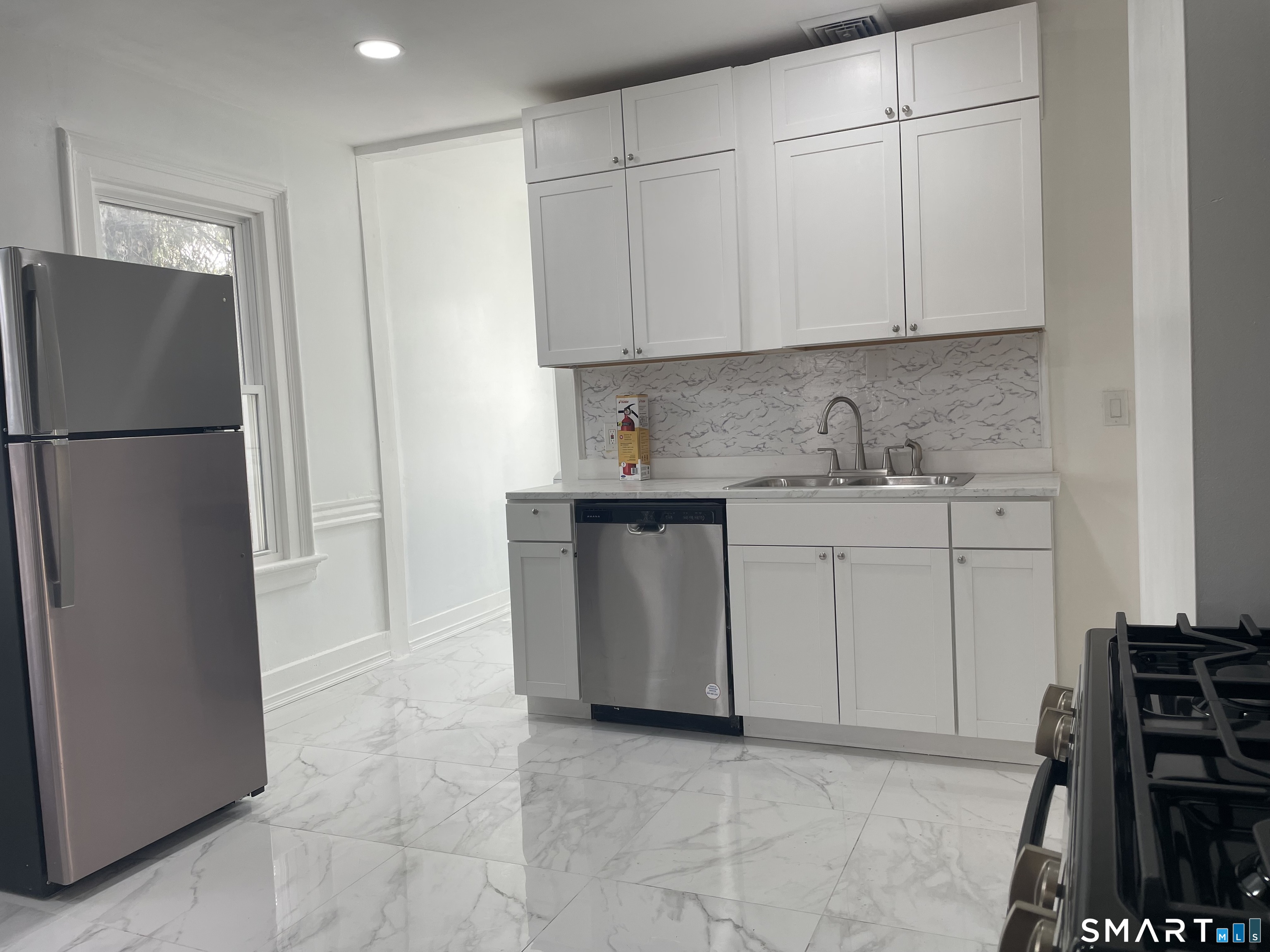 40 Exchange Street, Unit 2 New Haven, CT 06513 - Photo 3 of 10
