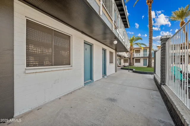 $995 | 3025 North 32nd Street, Unit 23, Phoenix, AZ 85018