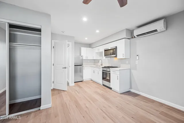 $995 | 3025 North 32nd Street, Unit 23, Phoenix, AZ 85018