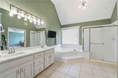 $550,000 | 12128 Hardy Street, Overland Park, KS 66213