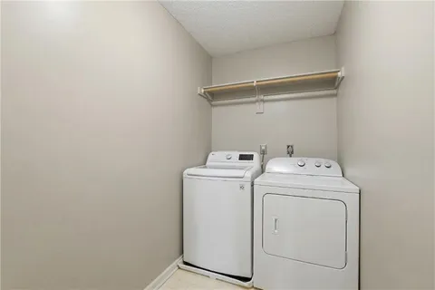 $550,000 | 12128 Hardy Street, Overland Park, KS 66213