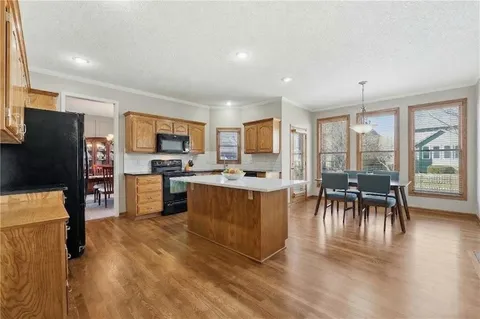 $550,000 | 12128 Hardy Street, Overland Park, KS 66213