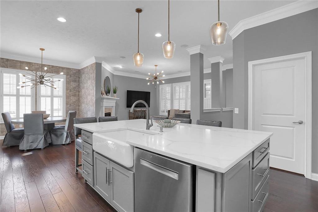 12641 Rhett Street Carmel, IN 46032 - Photo 4 of 59 Gallery Image 4