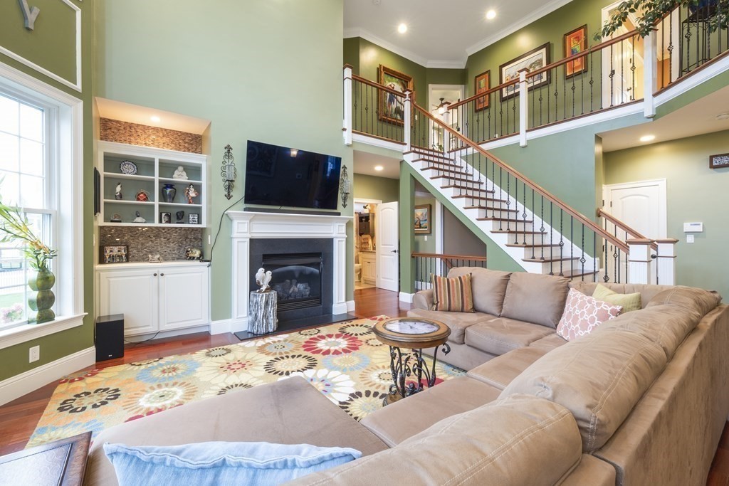 19 Langdon Road Norwood, MA 02062 - Photo 11 of 40